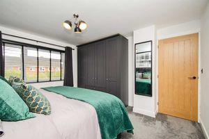 Photo 32- click for photo gallery